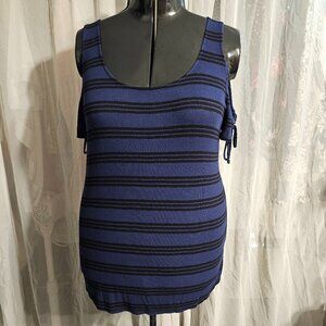 #205 Torrid size 2 Cold shoulder blue & black striped ribbed knit top 2X